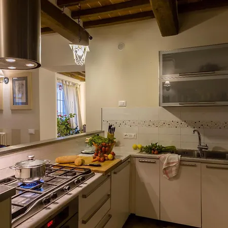 Villa Casale La Rugantina *